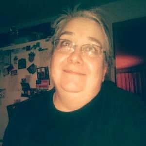 Meet your Posher, Lenora